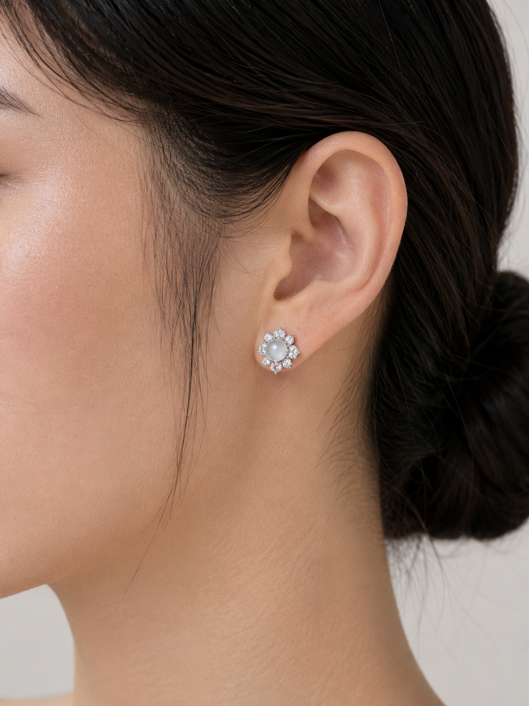Floral Bloom Blue Jade Earring | 花绽蓝翡翠耳环