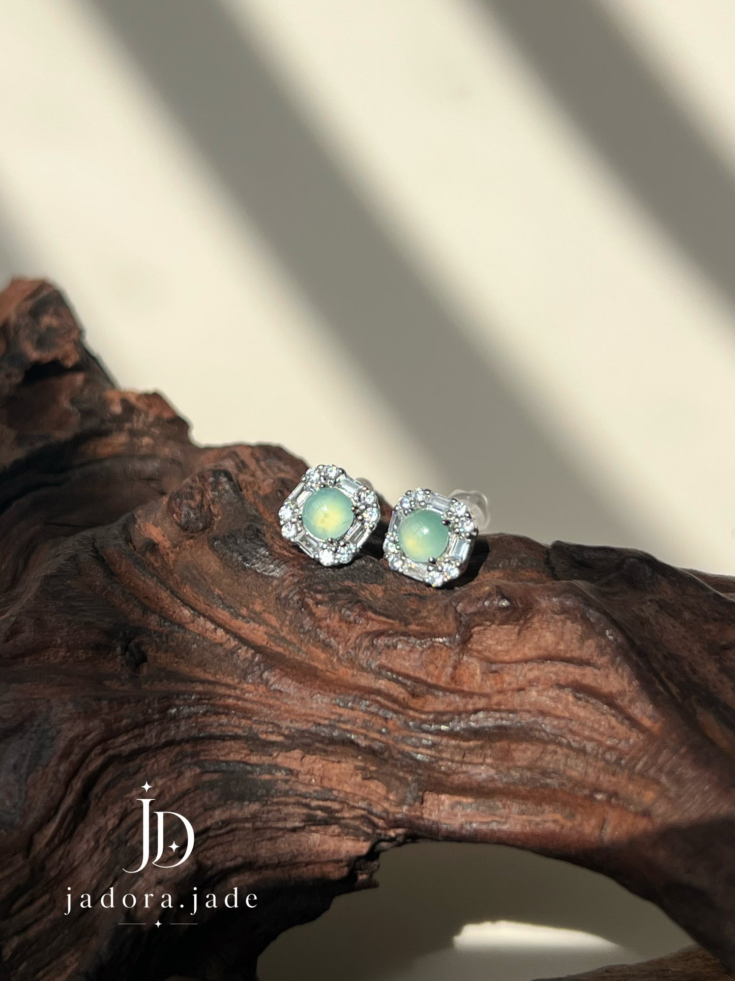 Emerald-Cut Inspired Blue Jade Earring | 祖母绿切割蓝翡翠耳环