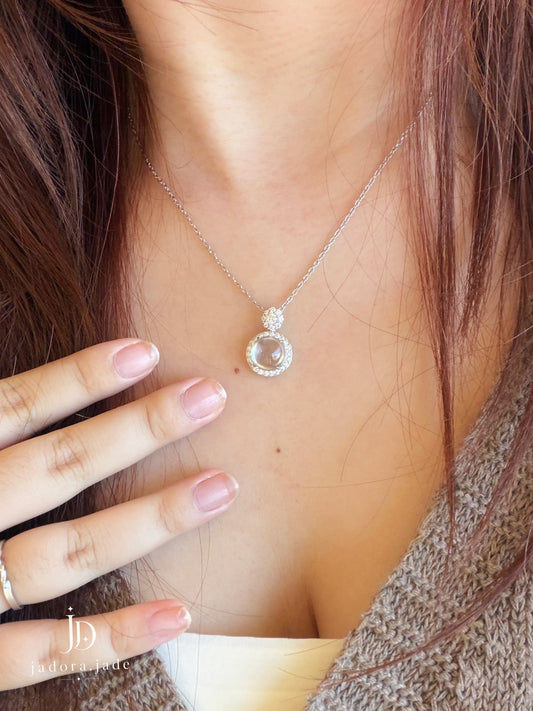 Pearly White Cabochon Pendant | 珍珠白翡翠蛋面吊坠