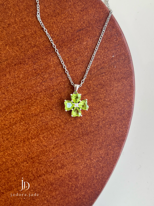 Peridot Clover