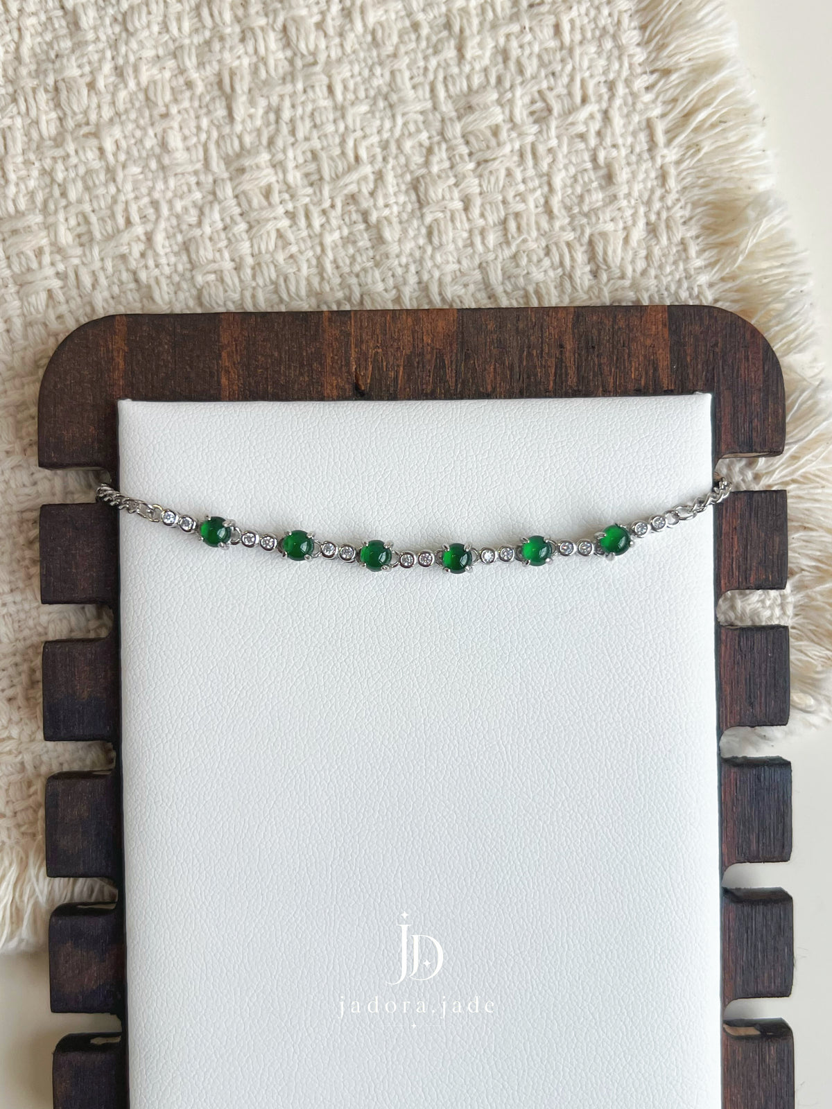 Lucky link Jade Bracelet 翠玉连福 | Jade Bracelet
