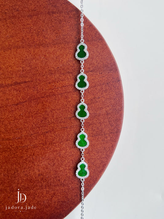 Hulu of Grace | Burmese Jade Bracelet