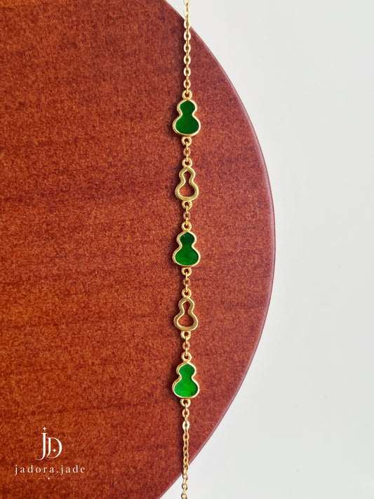 Hulu of Wishes | Burmese Jade Bracelet