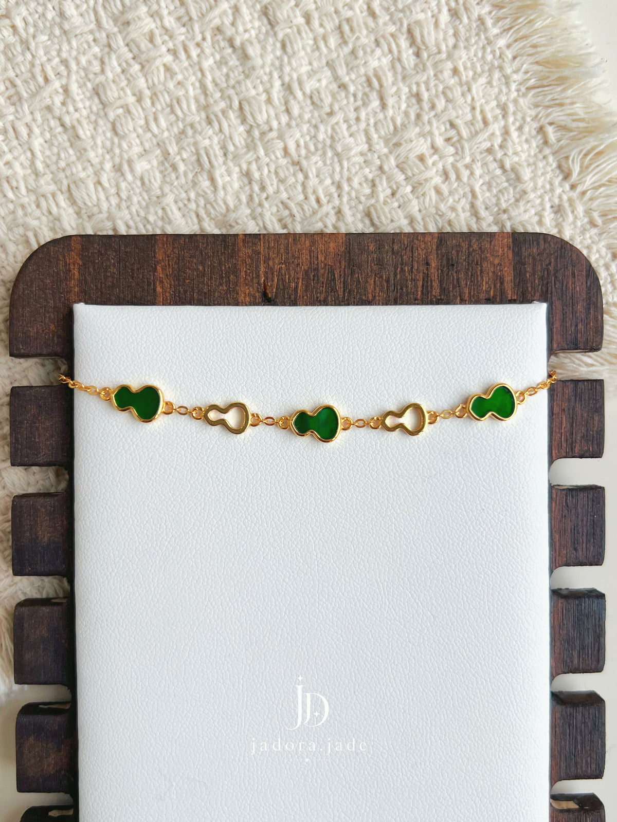 Hulu of Wishes | Burmese Jade Bracelet