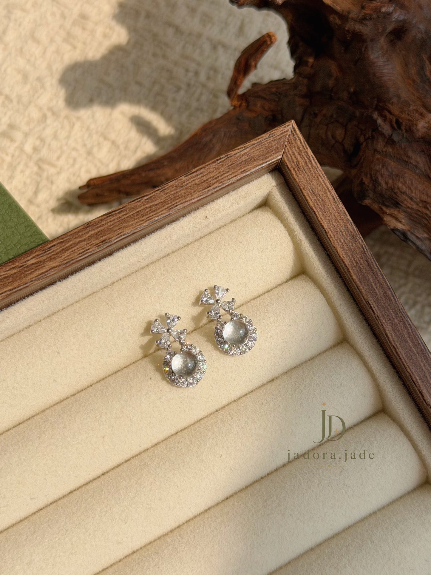 Princess Water Jade (Clear) Earring | 公主水润翡翠（冰透）耳环