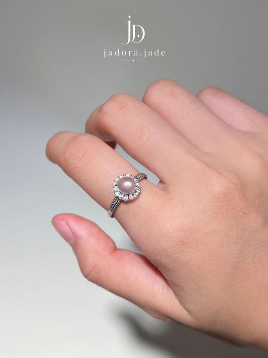 Ethereal Clear Circle Cabochon Ring (NO CERT) | 空灵冰透圆形翡翠蛋面戒指（无证书）