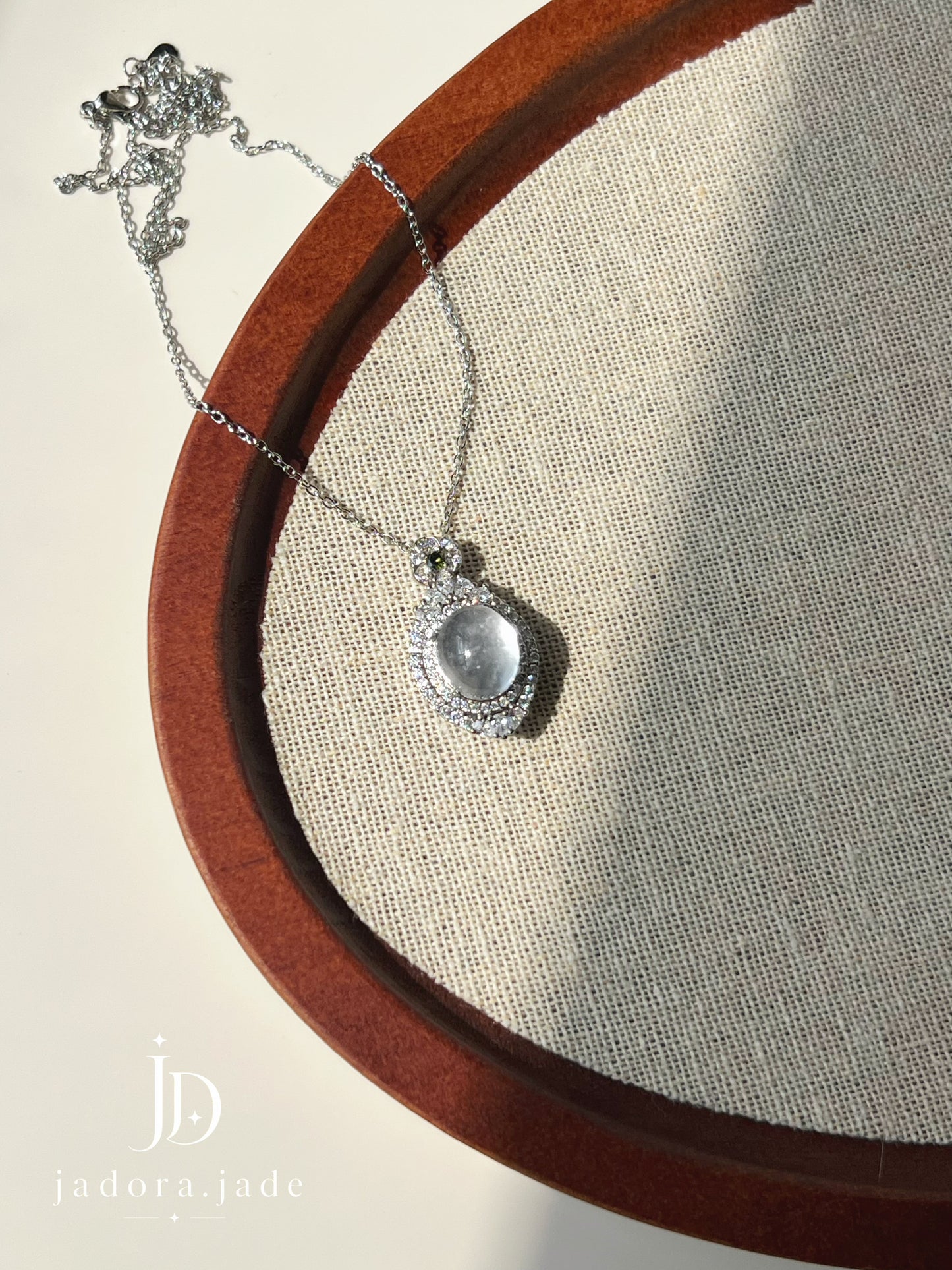 Celetial Drop Jade Pendant | 星穹垂坠翡翠吊坠