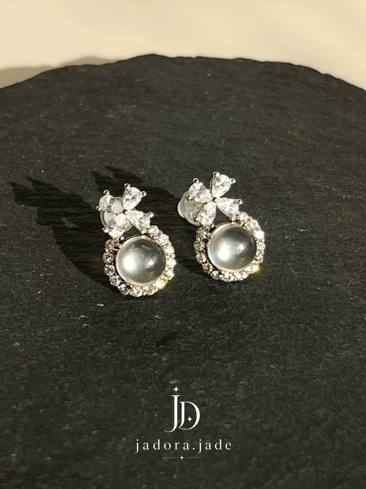 Princess Water Jade (Clear) Earring | 公主水润翡翠（冰透）耳环