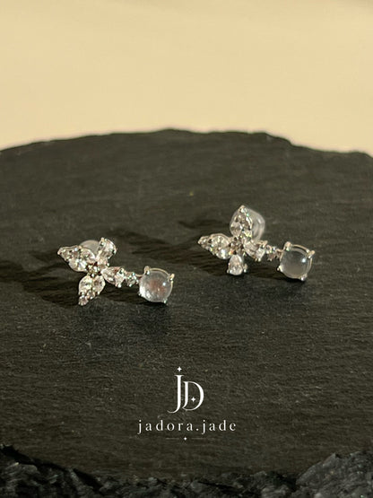 Pristine White Jade Butterfly Earring | 纯净白翡翠蝴蝶耳环