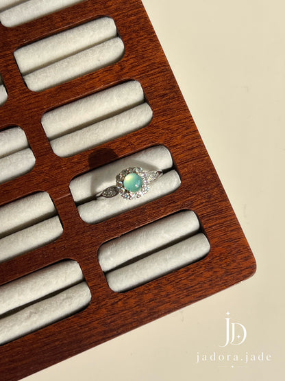Ethereal Square Cabochon Ring | 空灵方形翡翠蛋面戒指