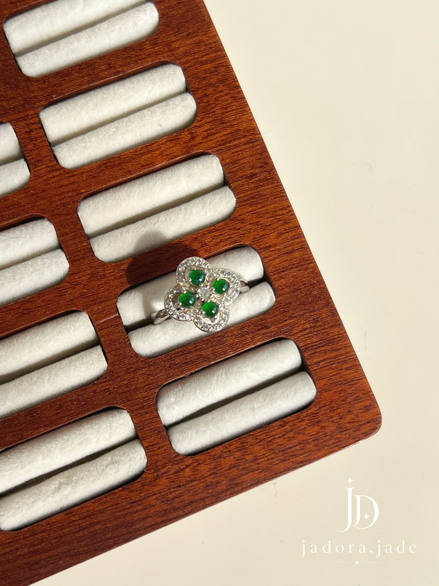 Lucky Green Clover Jade Ring | 幸运翠绿四叶草翡翠戒指