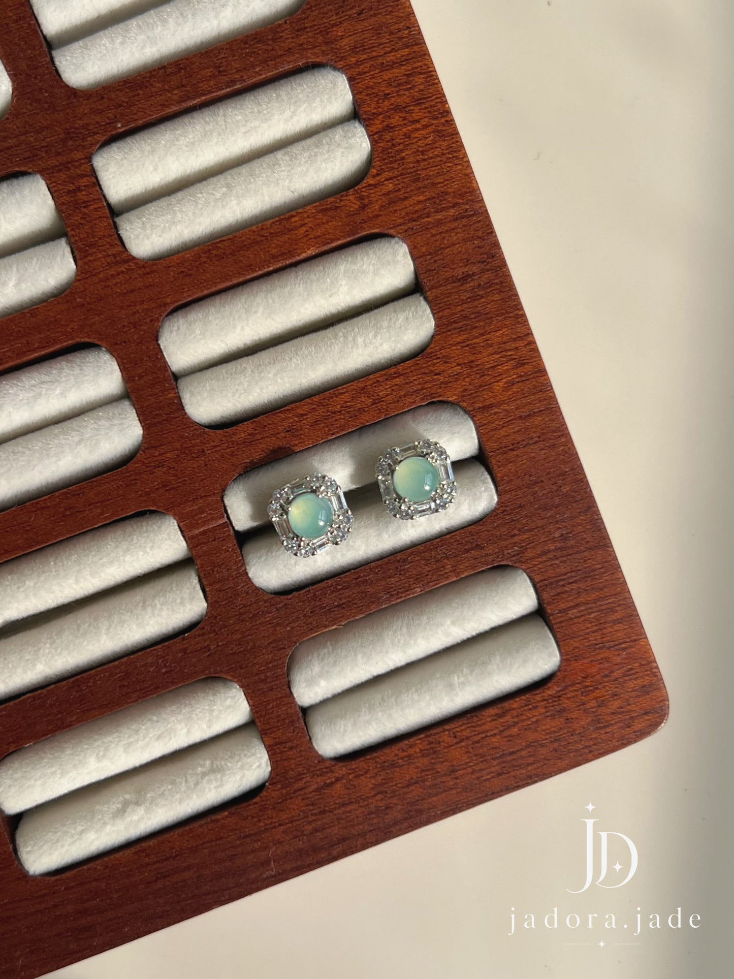 Emerald-Cut Inspired Blue Jade Earring | 祖母绿切割蓝翡翠耳环