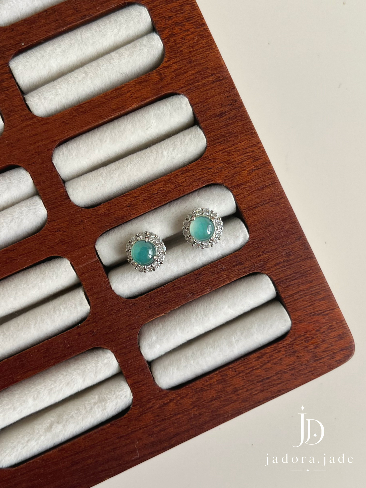 Daisy Blue Jade Earring | 雏菊蓝翡翠耳环