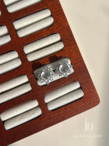 Translucent Frost Rosette Jade Earring | 冰透霜花翡翠耳环
