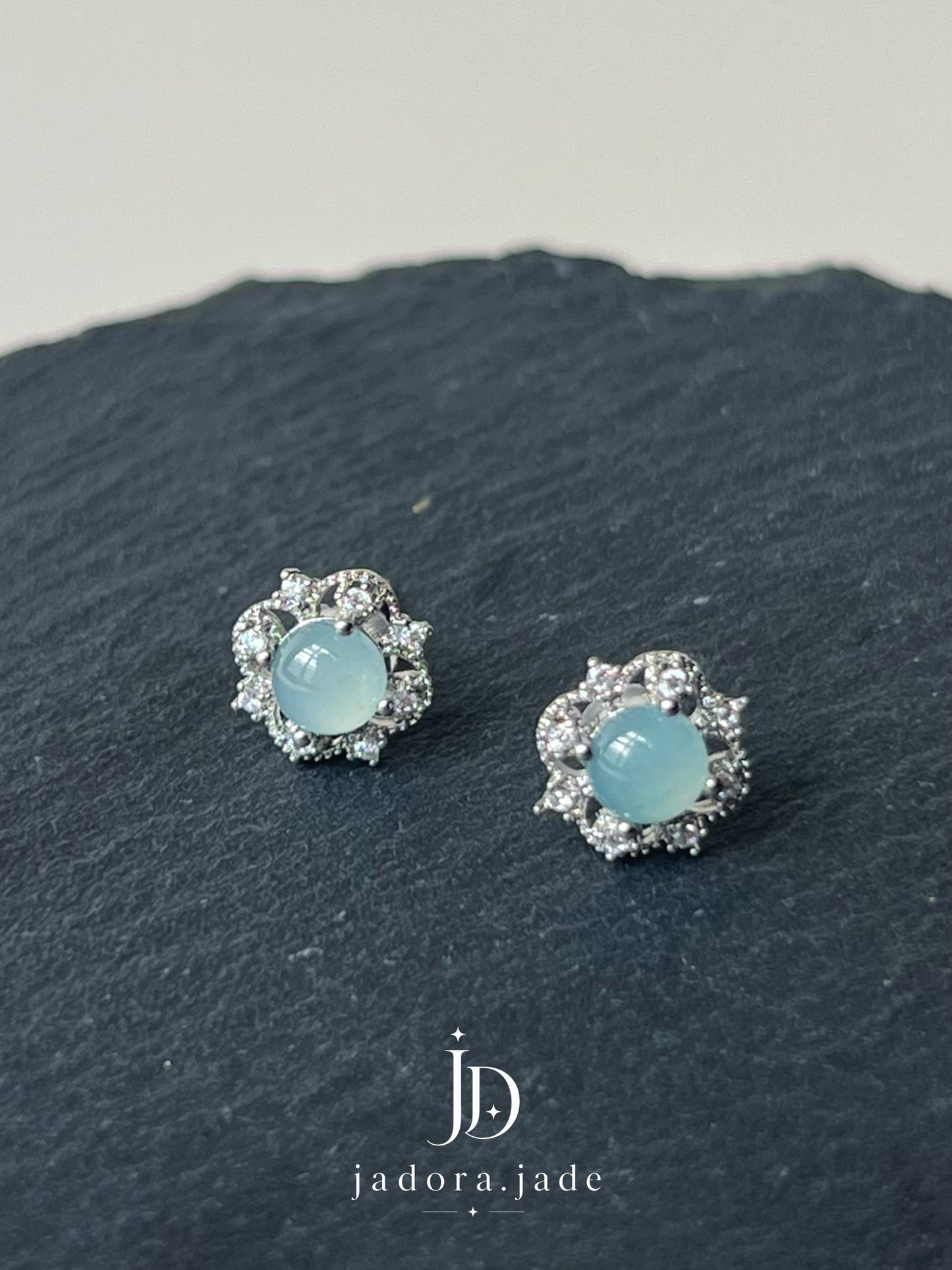 Floral Bloom Blue Jade Earring | 花绽蓝翡翠耳环