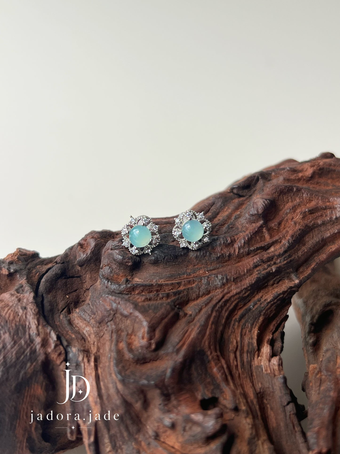 Floral Bloom Blue Jade Earring | 花绽蓝翡翠耳环