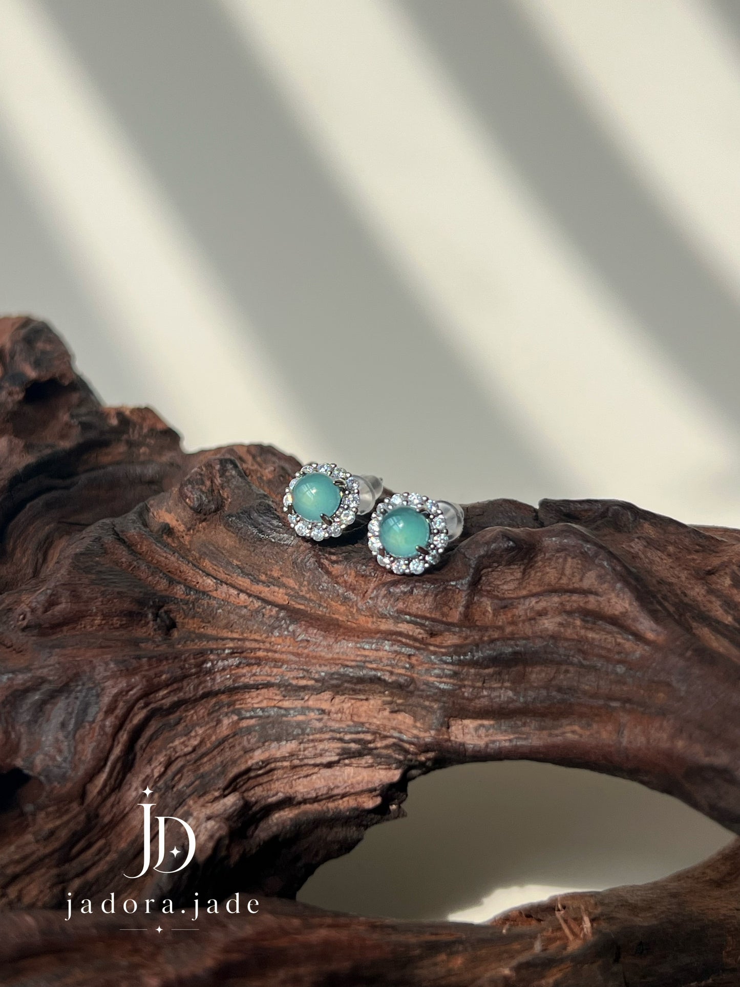 Daisy Blue Jade Earring | 雏菊蓝翡翠耳环