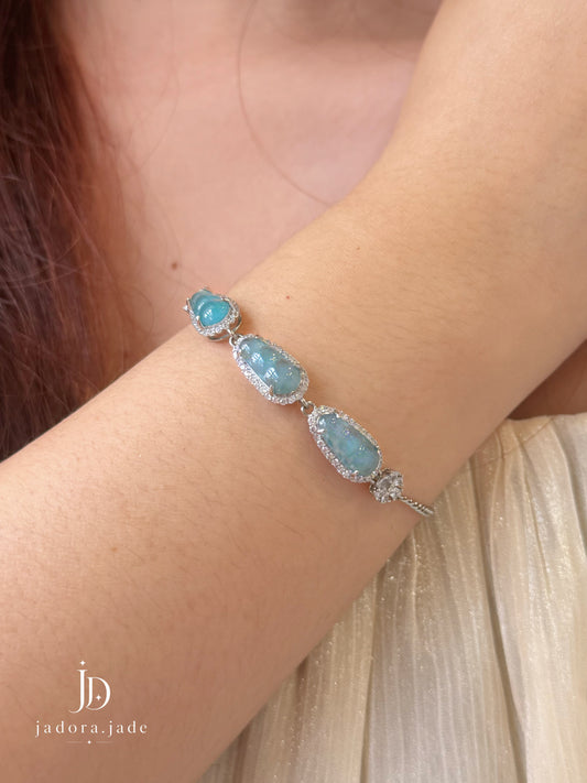 Sky Blue Gourd Jade Bracelet | 天蓝葫芦翡翠手链