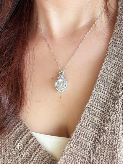 Celetial Drop Jade Pendant | 星穹垂坠翡翠吊坠
