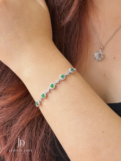 Classic Emerald Green Cabochon Bracelet | 经典翡翠绿蛋面手链
