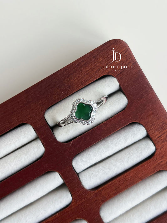 Si Ye Na Fu 四叶纳福 | Jade Ring