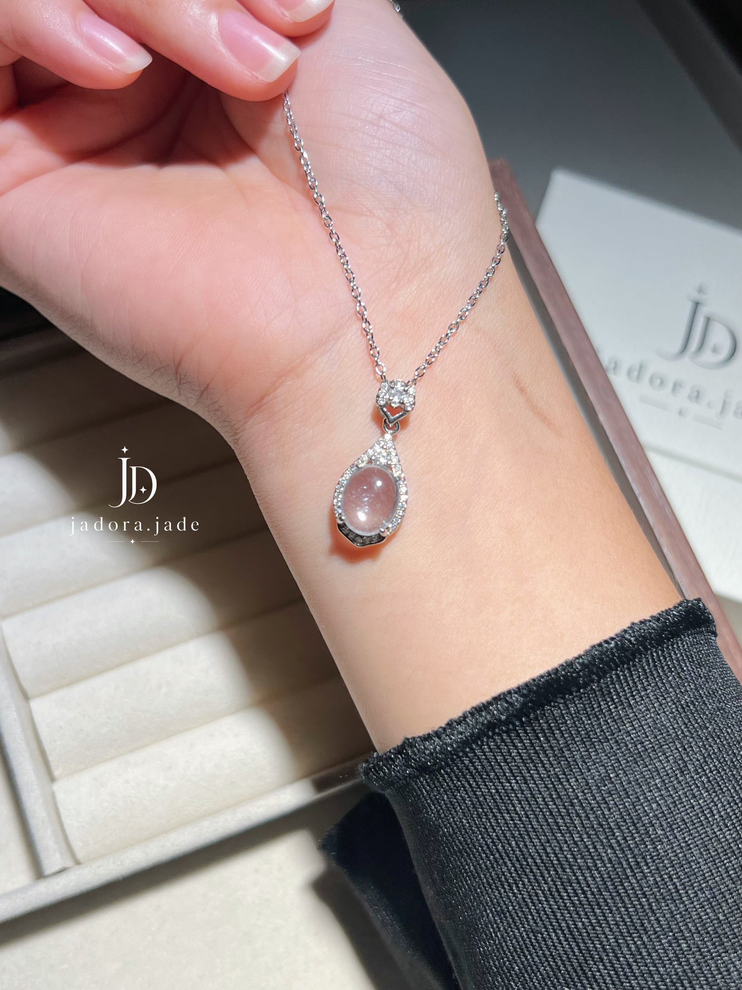 Celestial Dew Pendant | 星穹露珠翡翠吊坠