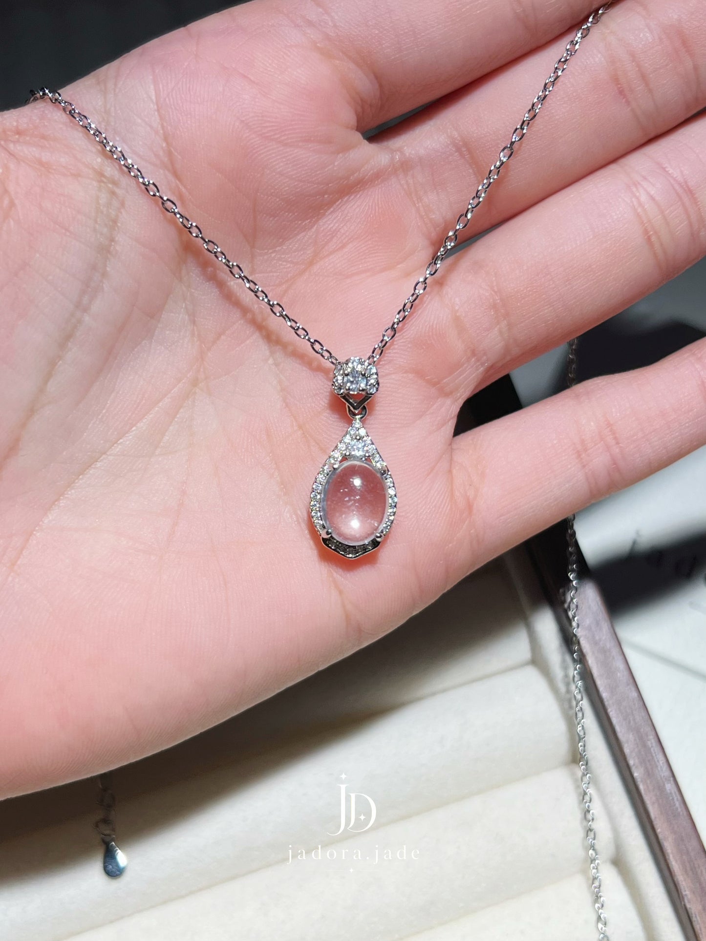 Celestial Dew Pendant | 星穹露珠翡翠吊坠