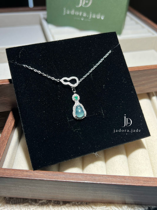 Silver and Blue Gourd Necklace | 银蓝葫芦翡翠项链