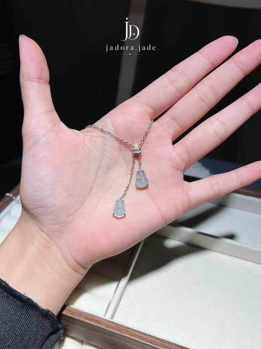 Double Blue Gourd Jade Necklace | 双蓝葫芦翡翠项链